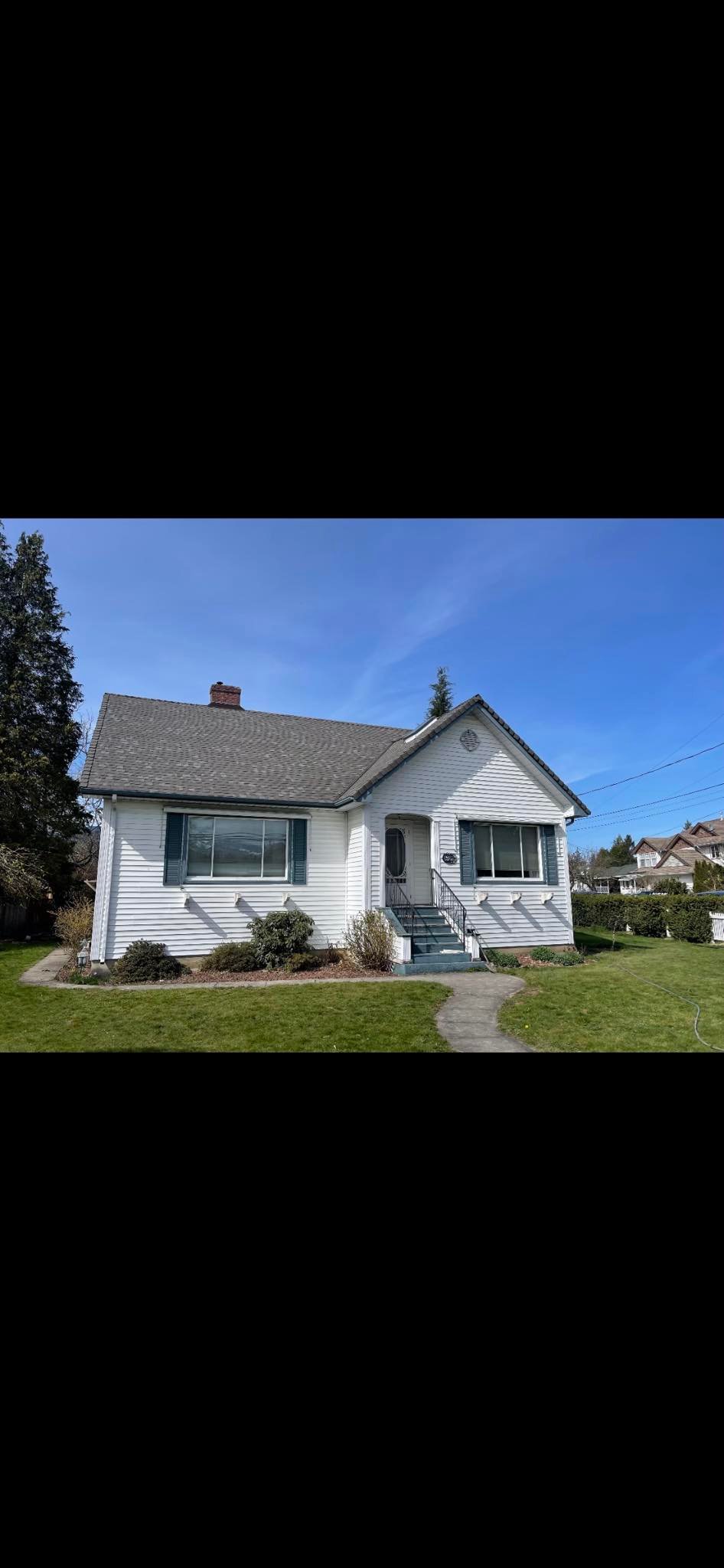 Complete roof system installation in Yale BC